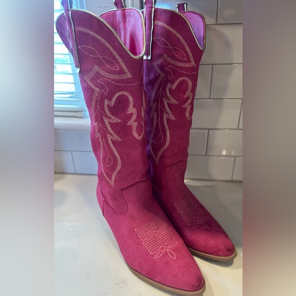 Pink boots - Picture 9 of 9